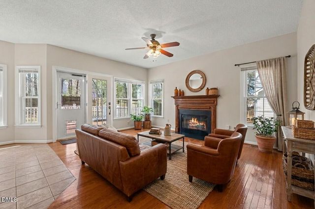 829 Penncross Drive, Raleigh, NC 27610