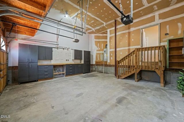 829 Penncross Drive, Raleigh, NC 27610