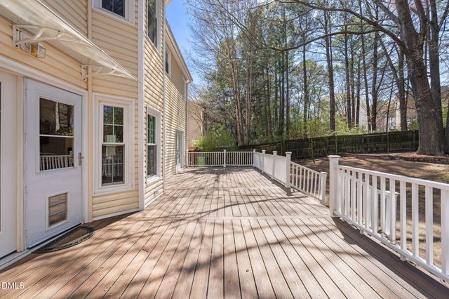 829 Penncross Drive, Raleigh, NC 27610