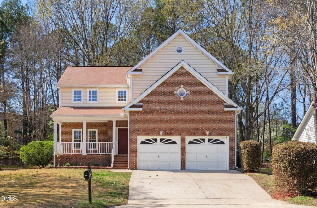 829 Penncross Drive, Raleigh, NC 27610
