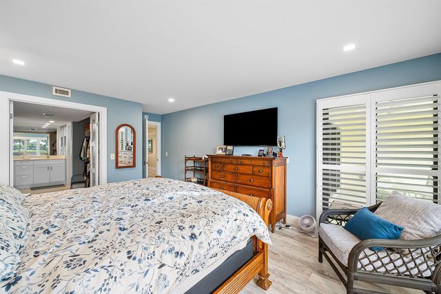 3709 Quail Ridge Drive Bobwhite B, Boynton Beach, FL 33436