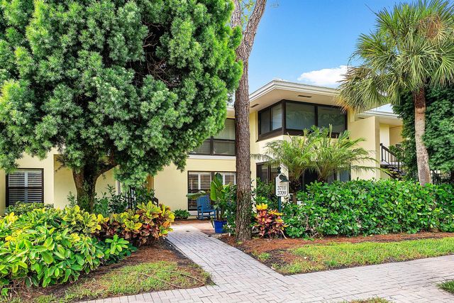 3709 Quail Ridge Drive Bobwhite B, Boynton Beach, FL 33436