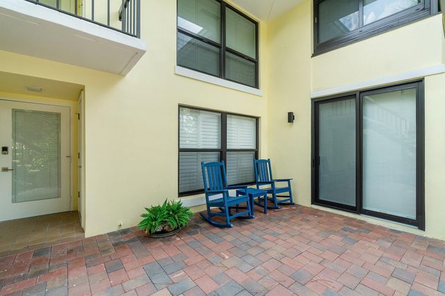 3709 Quail Ridge Drive Bobwhite B, Boynton Beach, FL 33436