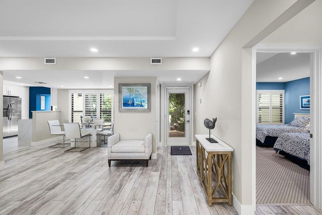 3709 Quail Ridge Drive Bobwhite B, Boynton Beach, FL 33436