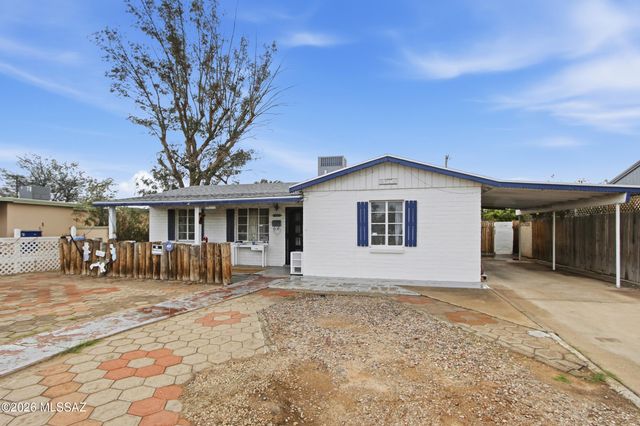 2710 E Eastland Street, Tucson, AZ 85716