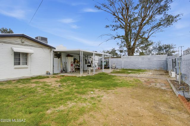 2710 E Eastland Street, Tucson, AZ 85716