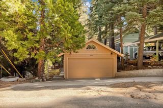 26582 Lake Forest Dr, Twin Peaks, CA 92391