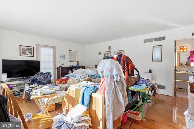 24 OLD LIMEKILN RD, Doylestown, PA 18901