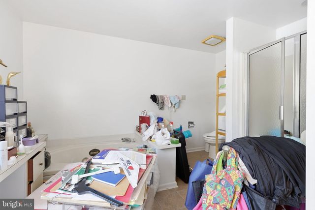 24 OLD LIMEKILN RD, Doylestown, PA 18901