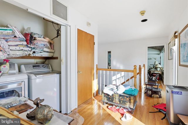 24 OLD LIMEKILN RD, Doylestown, PA 18901