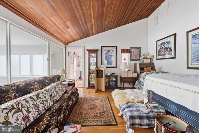 24 OLD LIMEKILN RD, Doylestown, PA 18901