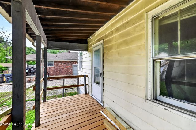 3314 Van Winkle Dr, Louisville, KY 40216