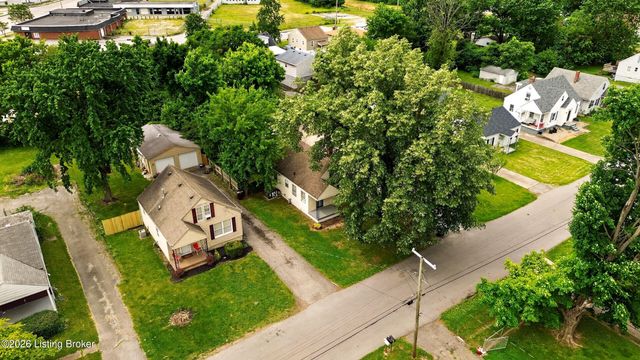 3314 Van Winkle Dr, Louisville, KY 40216
