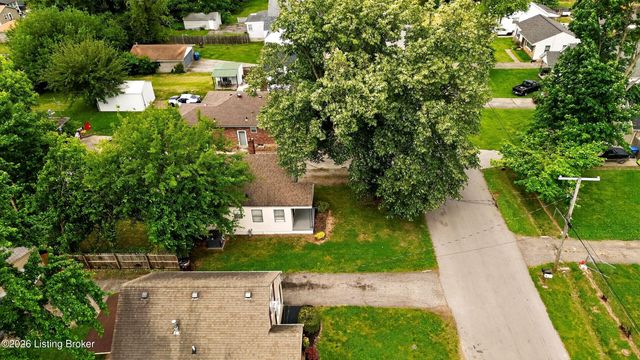 3314 Van Winkle Dr, Louisville, KY 40216