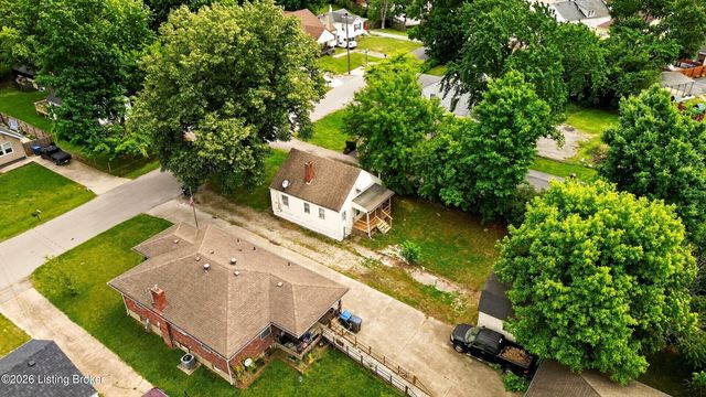 3314 Van Winkle Dr, Louisville, KY 40216