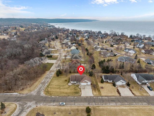 W5231 NATURES WAY DRIVE, Sherwood, WI 54169