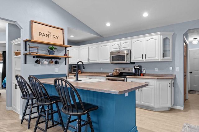 W5231 NATURES WAY DRIVE, Sherwood, WI 54169