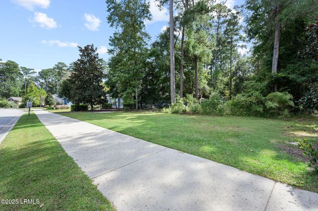 301 Hampton Lake Drive, Bluffton, SC 29910