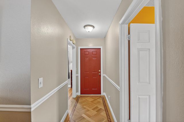 822 Florida Mango Road, West Palm Beach, FL 33406