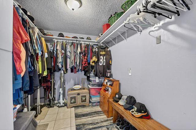 822 Florida Mango Road, West Palm Beach, FL 33406