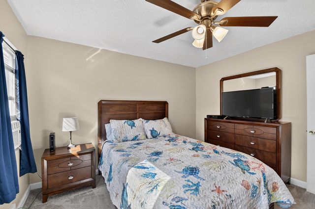 822 Florida Mango Road, West Palm Beach, FL 33406