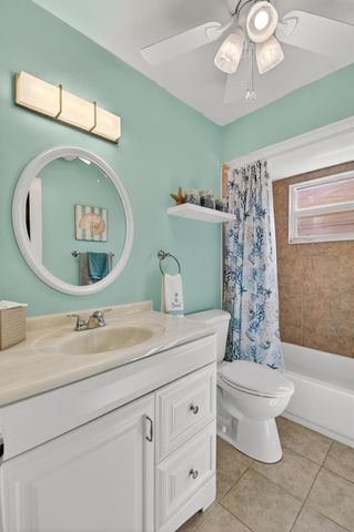 822 Florida Mango Road, West Palm Beach, FL 33406