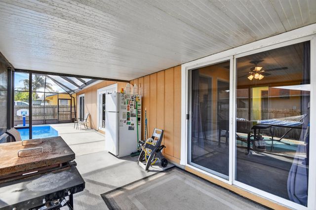 822 Florida Mango Road, West Palm Beach, FL 33406