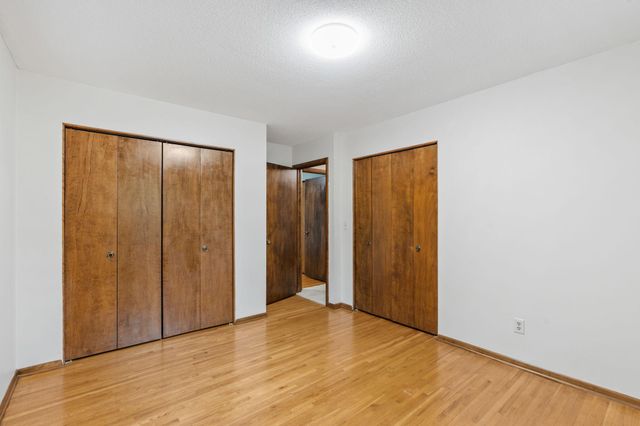 868 Cobb Road, Shoreview, MN 55126