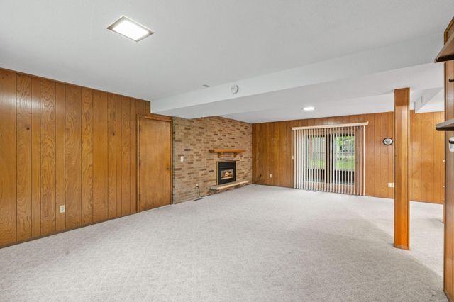 868 Cobb Road, Shoreview, MN 55126