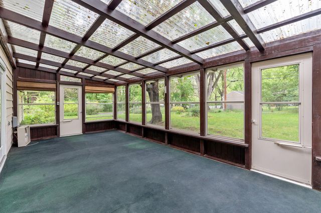 868 Cobb Road, Shoreview, MN 55126