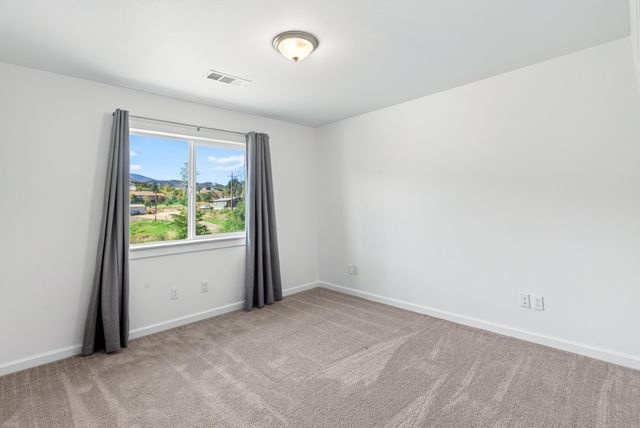 15783 Gold Mine Lane, Redding, CA 96001