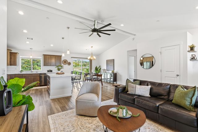 15783 Gold Mine Lane, Redding, CA 96001