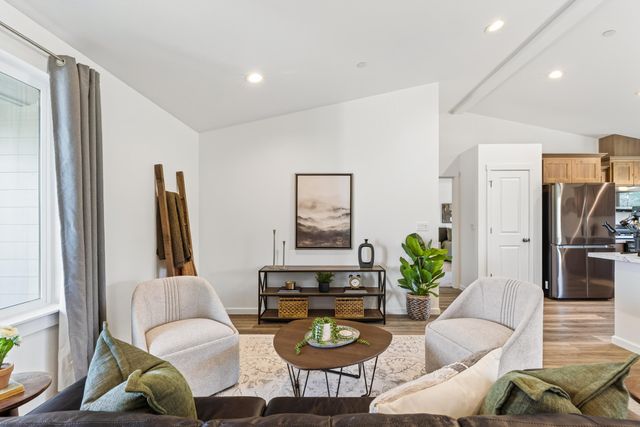 15783 Gold Mine Lane, Redding, CA 96001