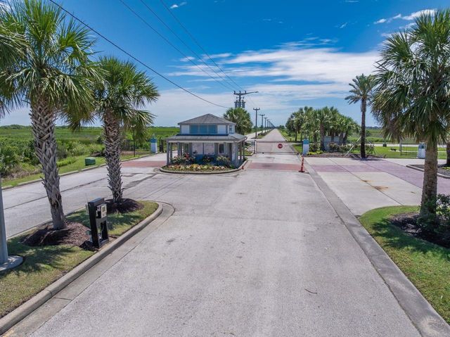 21 Hawkeye, Hitchcock, TX 77563