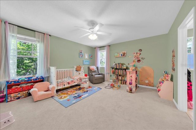 5913 FLATWOODS MANOR CIRCLE, Lithia, FL 33547