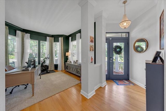 5913 FLATWOODS MANOR CIRCLE, Lithia, FL 33547