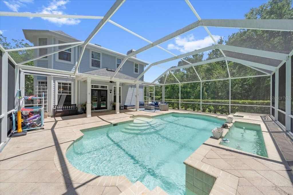 Image 27 of property listing at 5913 FLATWOODS MANOR CIRCLE, Lithia, FL 33547