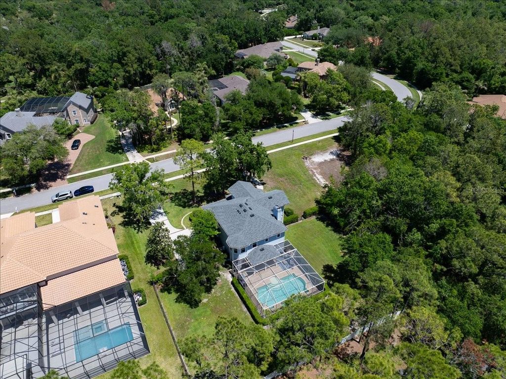 Image 36 of property listing at 5913 FLATWOODS MANOR CIRCLE, Lithia, FL 33547