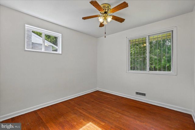 5301 KENMONT RD, Oxon Hill, MD 20745