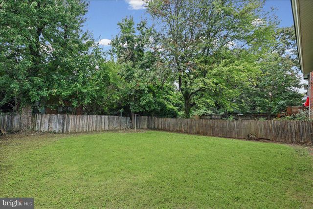 5301 KENMONT RD, Oxon Hill, MD 20745