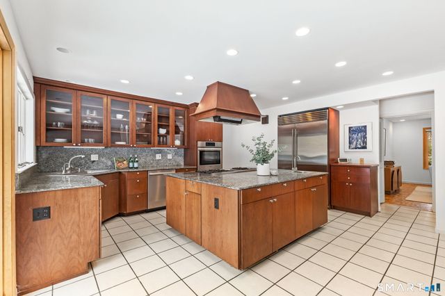 37 Quarry Road, Stamford, CT 06903