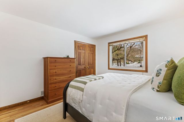 37 Quarry Road, Stamford, CT 06903