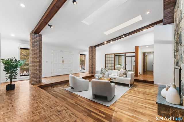 37 Quarry Road, Stamford, CT 06903