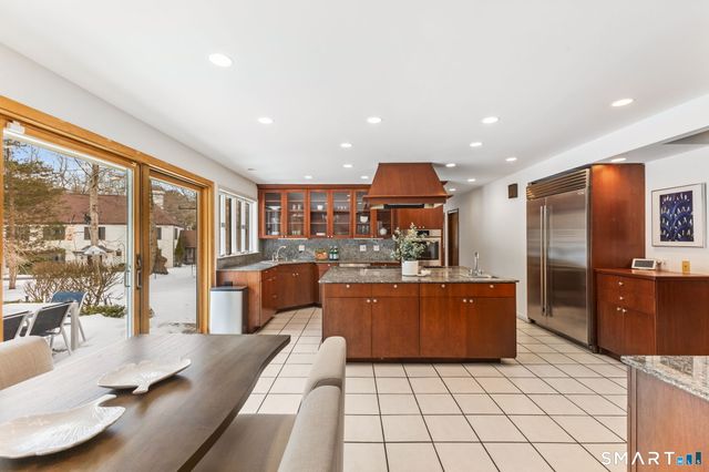 37 Quarry Road, Stamford, CT 06903