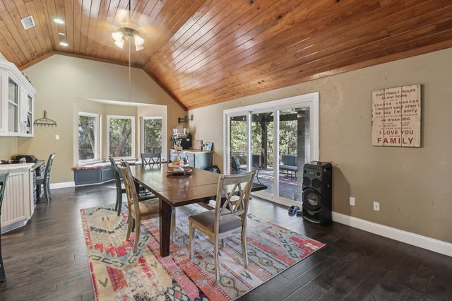 767 Farrar Road, Palmer, TX 75152