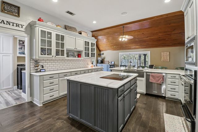 767 Farrar Road, Palmer, TX 75152