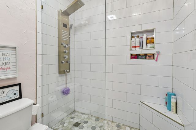 767 Farrar Road, Palmer, TX 75152