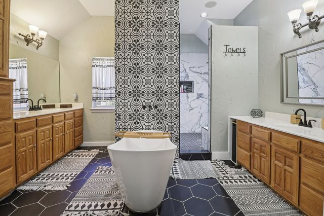 767 Farrar Road, Palmer, TX 75152