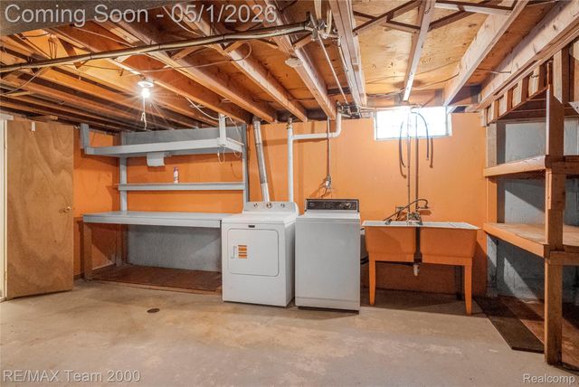 33622 Bock Street, Garden City, MI 48135