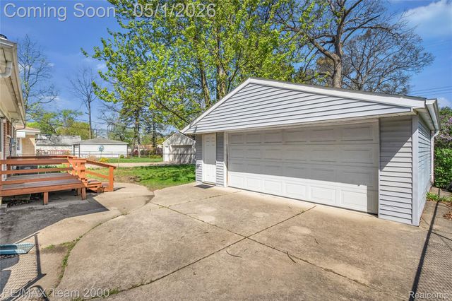 33622 Bock Street, Garden City, MI 48135